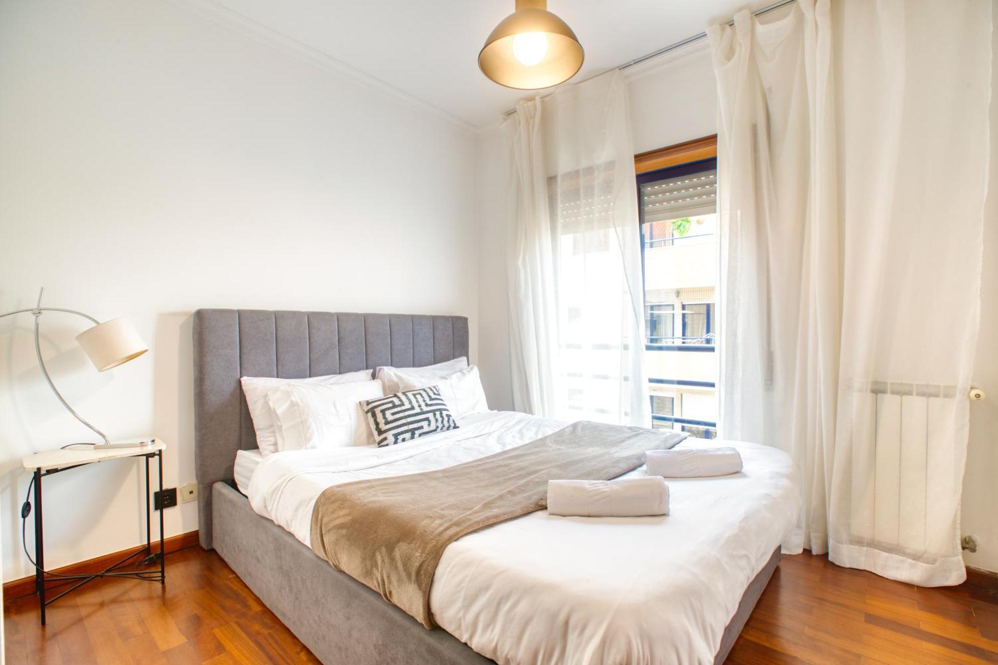Apartamento T1- Gaia Zona.Comercial Vila Nova de Gaia Ngoại thất bức ảnh